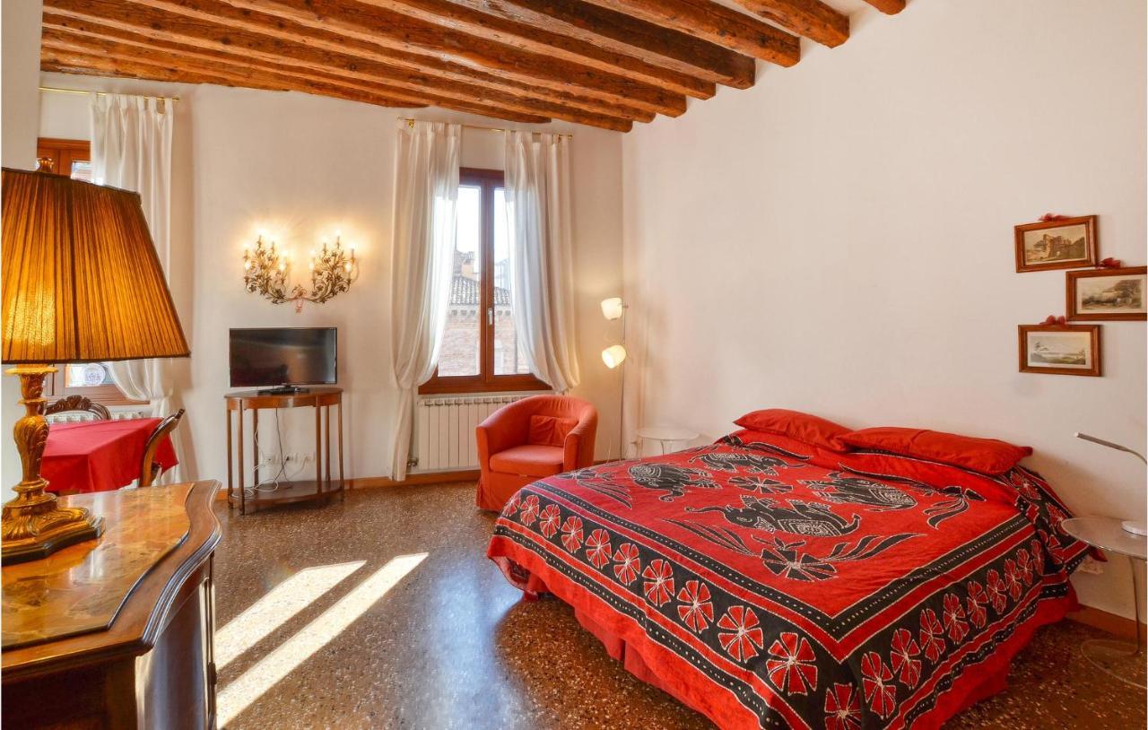 Stunning Apartment In Venezia With Kitchenette ภายนอก รูปภาพ