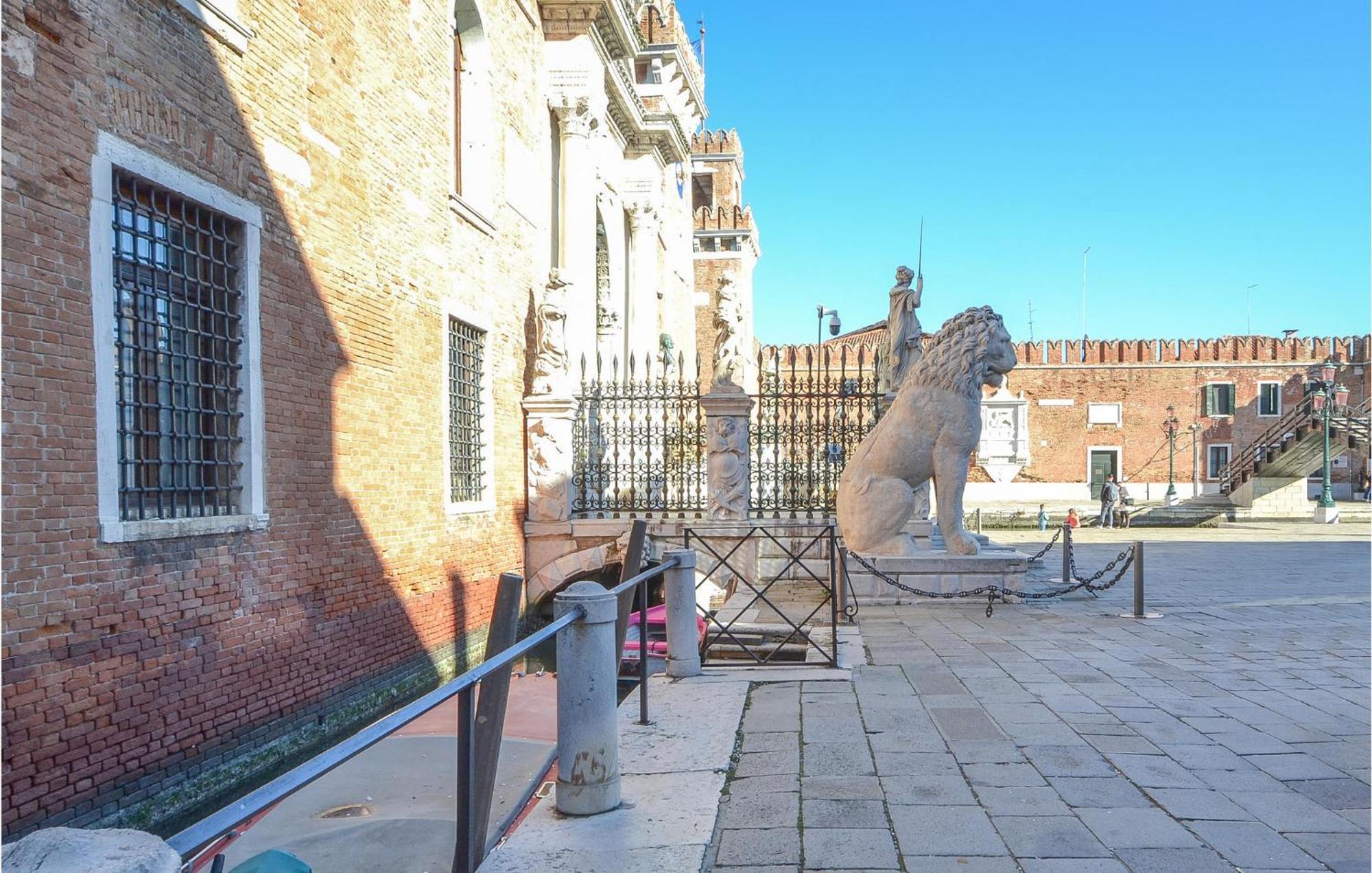 Stunning Apartment In Venezia With Kitchenette ภายนอก รูปภาพ