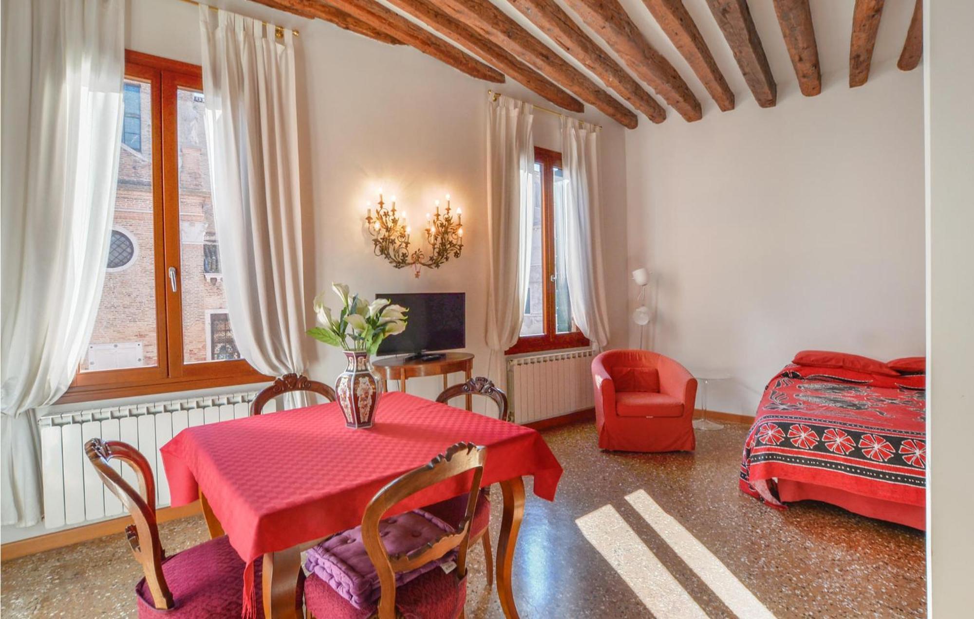 Stunning Apartment In Venezia With Kitchenette ภายนอก รูปภาพ