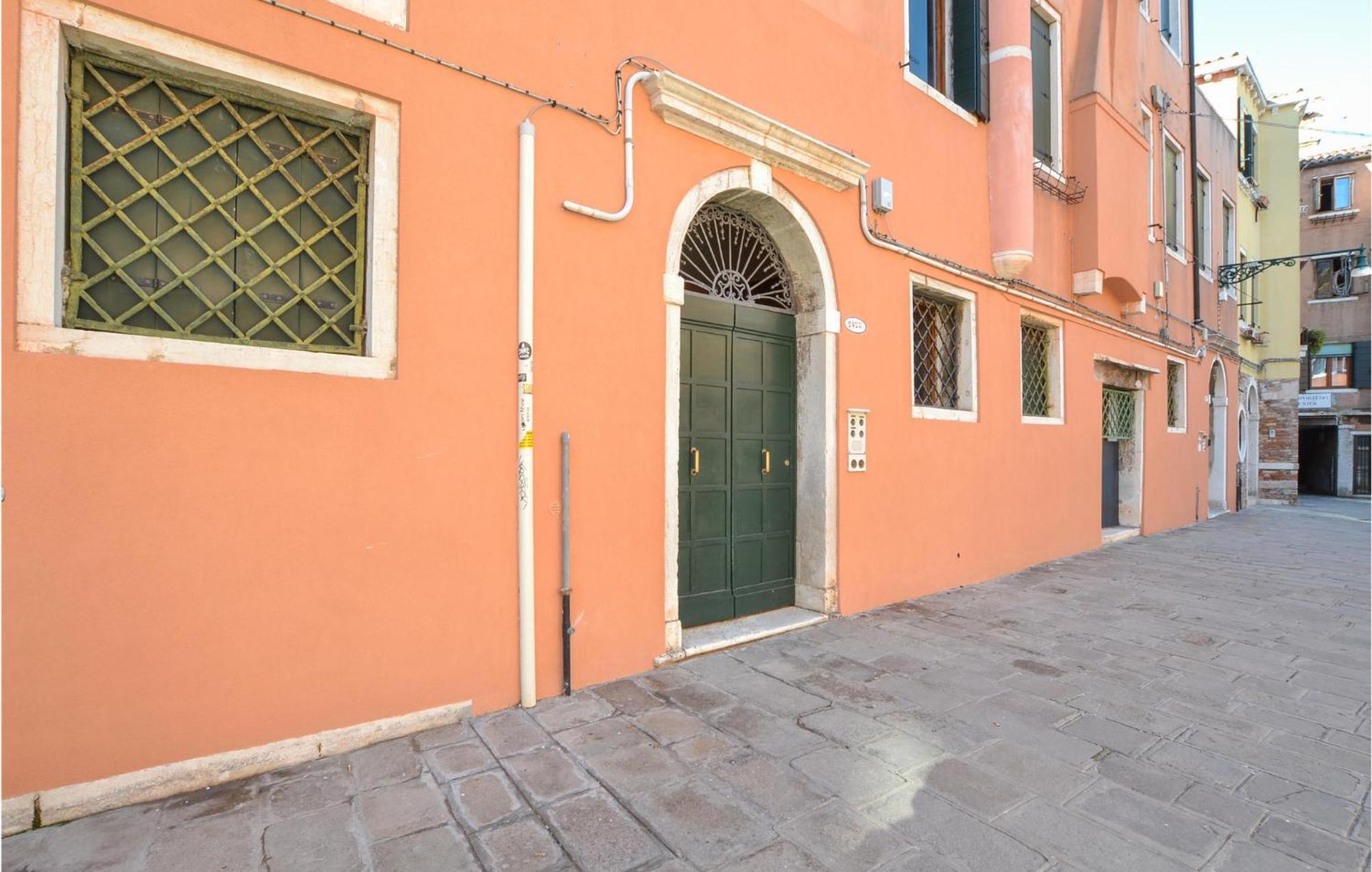 Stunning Apartment In Venezia With Kitchenette ภายนอก รูปภาพ